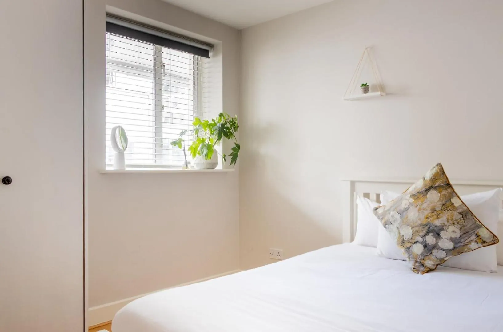 Appartamento Guestready - Modern Stay Near Jameson Distillery Dublino
