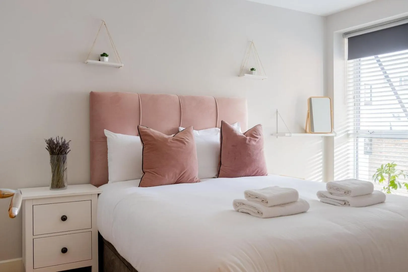 Guestready - Modern Stay Near Jameson Distillery دبلن شقة